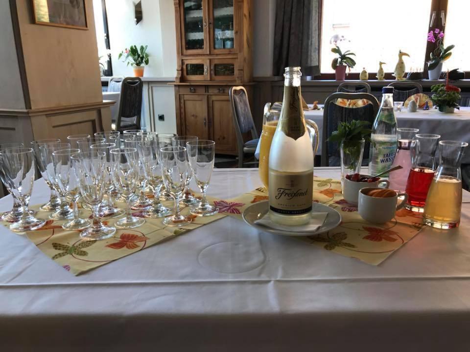 Bauer'S Pension-Restaurant-Catering Grosshabersdorf 外观 照片