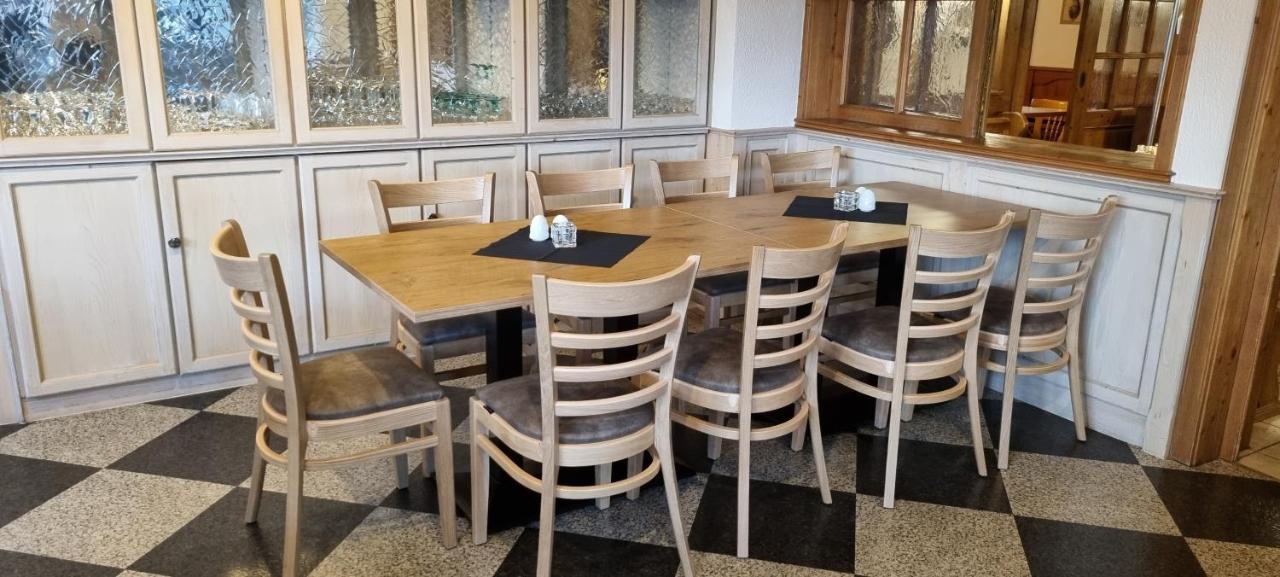 Bauer'S Pension-Restaurant-Catering Grosshabersdorf 外观 照片